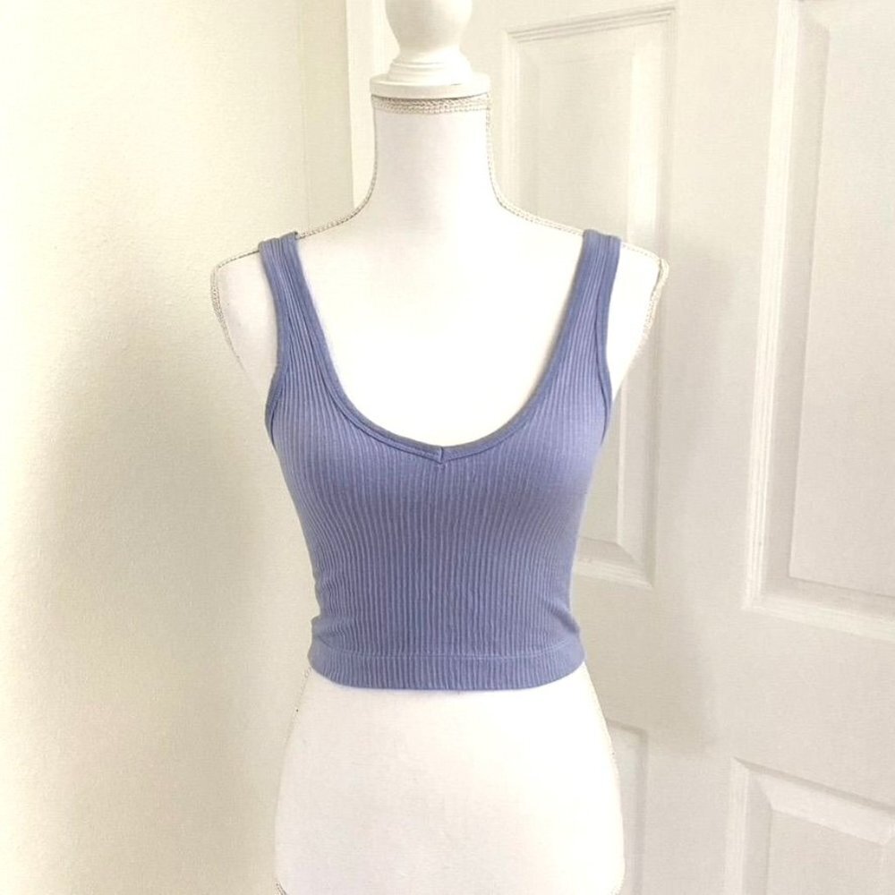 Urban Outfitters V-Neck Crop Tank Ribbed Periwinkle Blue Size M Preowned